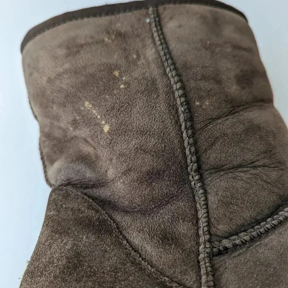 UGG Australia Classic Short Boots - 9 - Picture 7 of 8